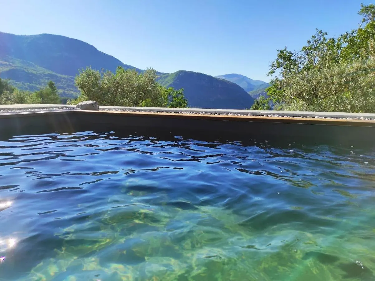 Entre Terre Et Ciel Bed & Breakfast Remuzat